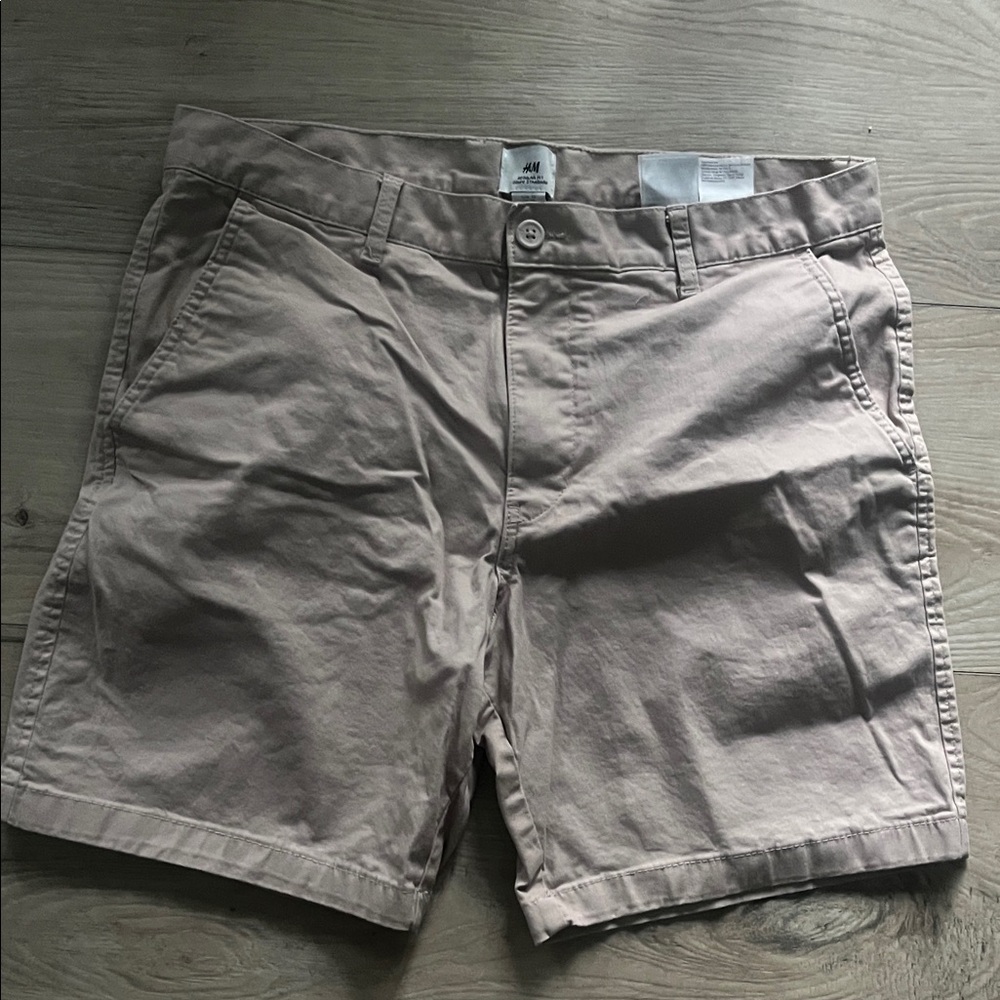 Beige cotton shorts size 33